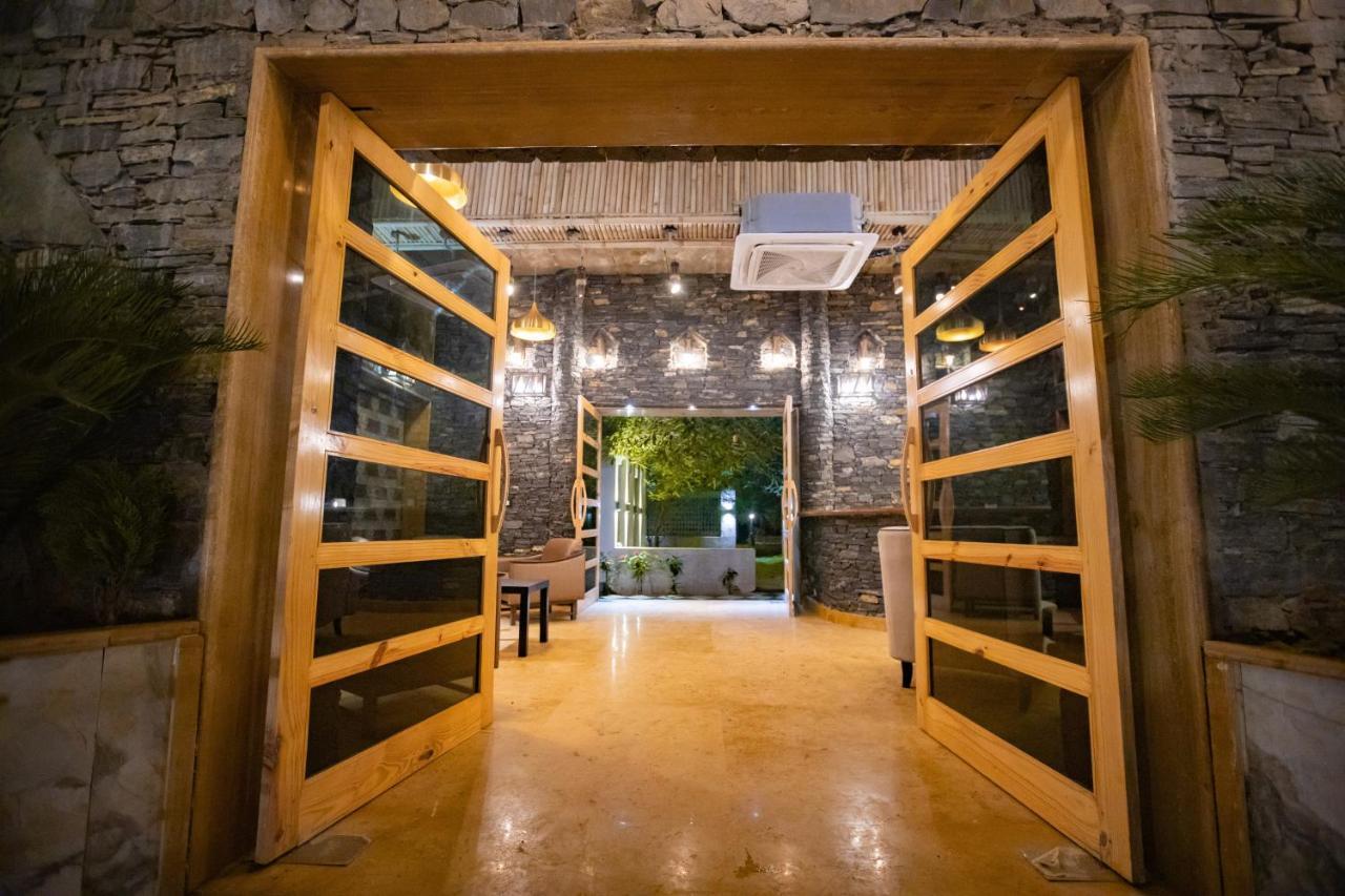 自然村度假酒店 布什格尔 外观 照片